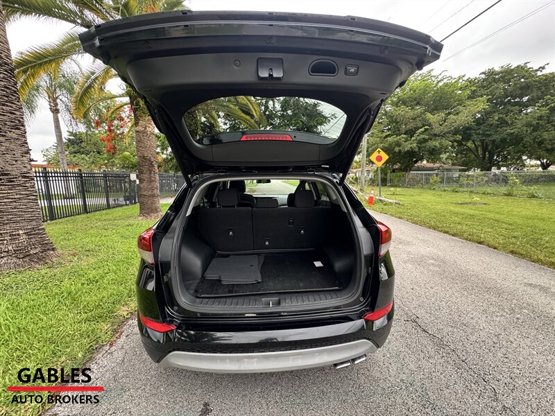 2017 Hyundai TUCSON — photo 38