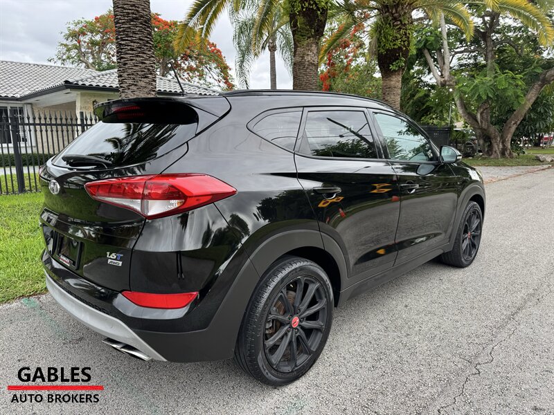 2017 Hyundai TUCSON — photo 19