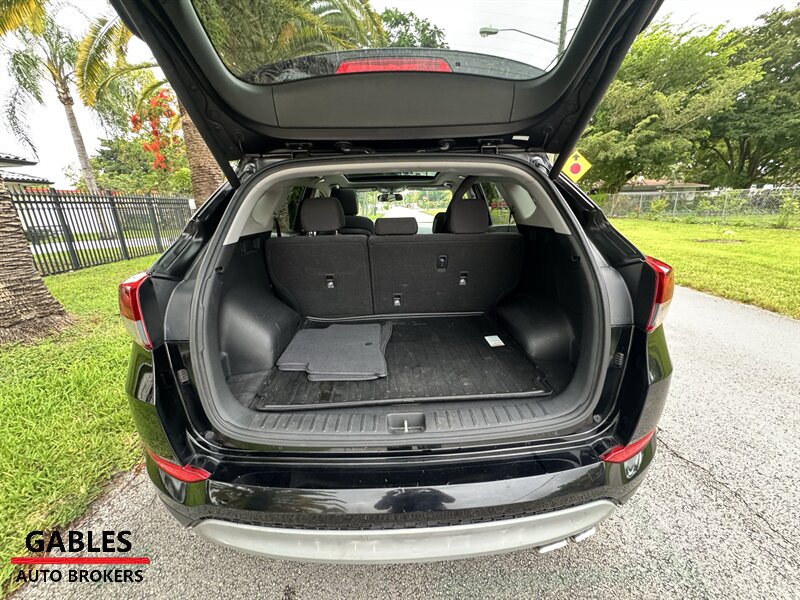2017 Hyundai TUCSON — photo 37