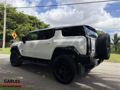 2025 GMC HUMMER EV 2X   - Photo 6 - Miami, FL 33165