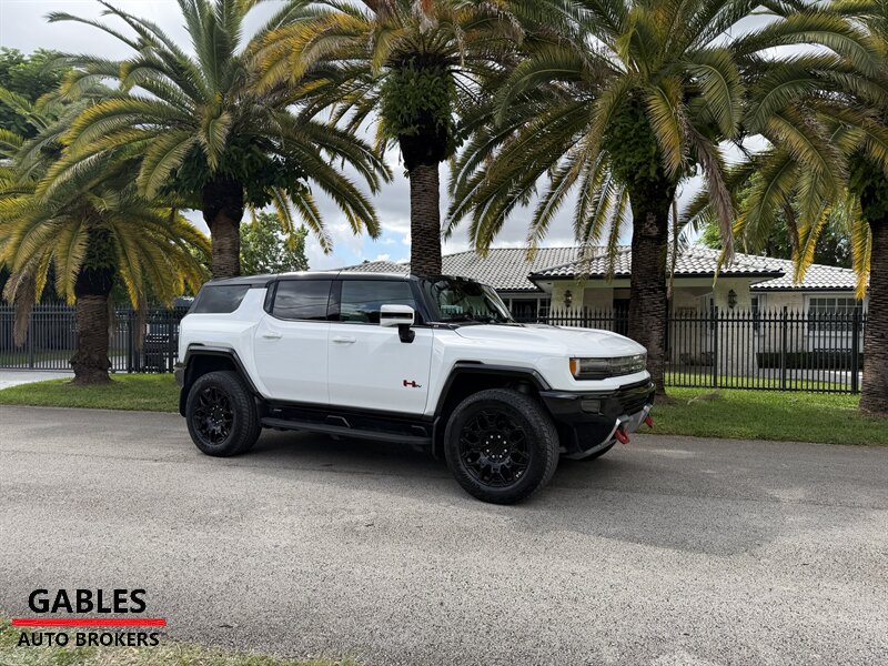 2025 GMC HUMMER EV 2X   - Photo 1 - Miami, FL 33165