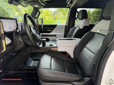 2025 GMC HUMMER EV 2X   - Photo 10 - Miami, FL 33165