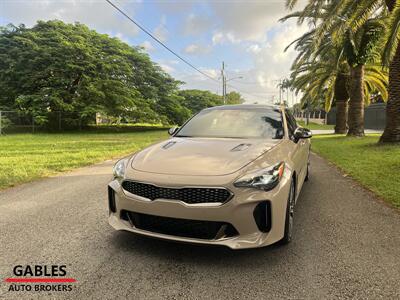 2018 Kia Stinger GT2   - Photo 10 - Miami, FL 33165