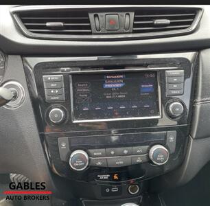2018 Nissan Rogue SL   - Photo 9 - Miami, FL 33165