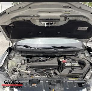 2018 Nissan Rogue SL   - Photo 18 - Miami, FL 33165