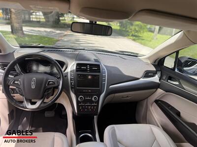 2017 Lincoln MKC Premiere   - Photo 18 - Miami, FL 33165