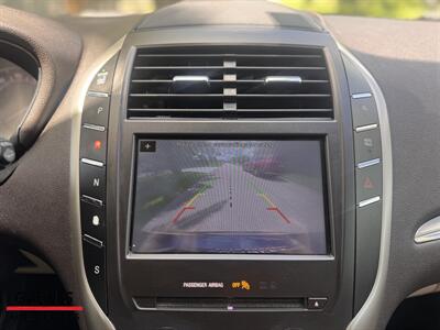 2017 Lincoln MKC Premiere   - Photo 34 - Miami, FL 33165