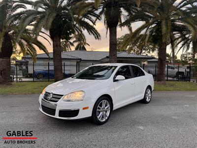 2010 Volkswagen Jetta S   - Photo 4 - Miami, FL 33165