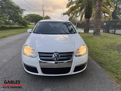 2010 Volkswagen Jetta S   - Photo 7 - Miami, FL 33165