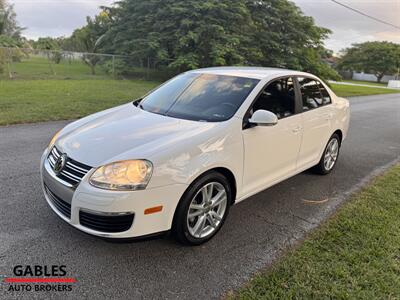 2010 Volkswagen Jetta S   - Photo 8 - Miami, FL 33165