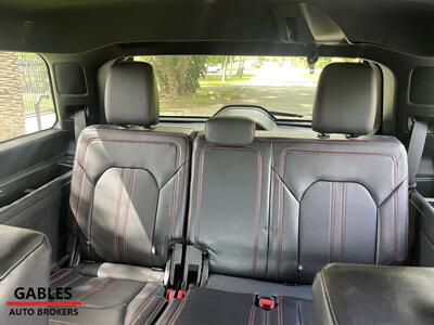 2021 Ford Expedition Limited   - Photo 26 - Miami, FL 33165