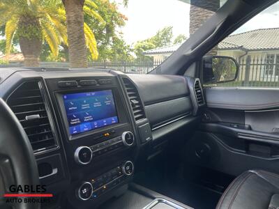 2021 Ford Expedition Limited   - Photo 15 - Miami, FL 33165