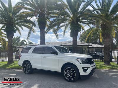 2021 Ford Expedition Limited   - Photo 1 - Miami, FL 33165