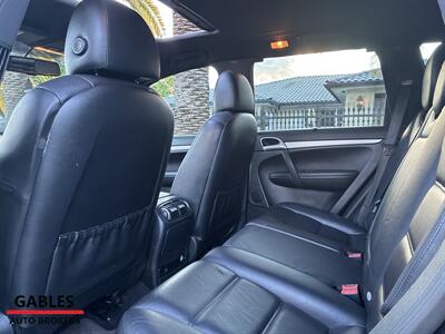 2010 Porsche Cayenne Tiptronic - Photo 23 - Miami, FL 33165