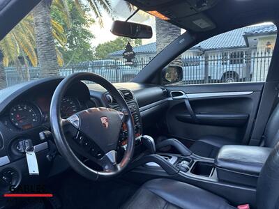 2010 Porsche Cayenne Tiptronic - Photo 17 - Miami, FL 33165