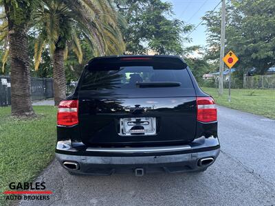 2010 Porsche Cayenne Tiptronic - Photo 6 - Miami, FL 33165