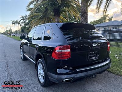 2010 Porsche Cayenne Tiptronic - Photo 11 - Miami, FL 33165