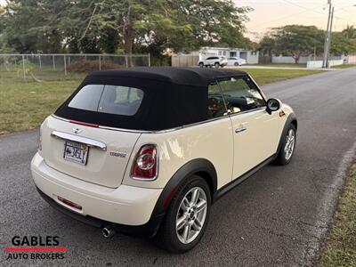 2015 MINI Convertible Cooper   - Photo 6 - Miami, FL 33165