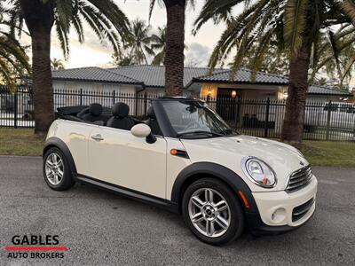 2015 MINI Convertible Cooper   - Photo 12 - Miami, FL 33165