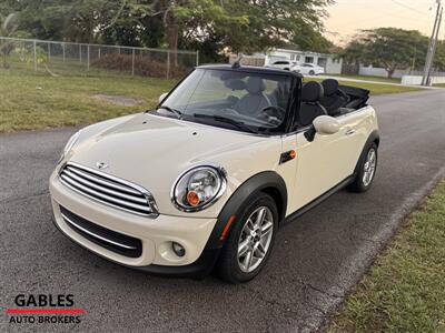 2015 MINI Convertible Cooper   - Photo 10 - Miami, FL 33165