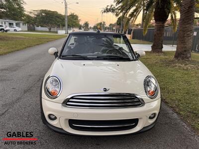 2015 MINI Convertible Cooper   - Photo 11 - Miami, FL 33165