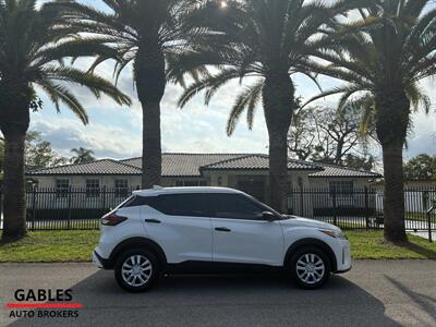 2021 Nissan Kicks S - Photo 2 - Miami, FL 33165