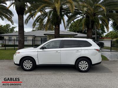 2014 Mitsubishi Outlander ES   - Photo 4 - Miami, FL 33165