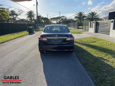 2013 Toyota Corolla LE   - Photo 11 - Miami, FL 33165