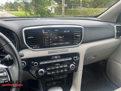 2020 Kia Sportage EX   - Photo 21 - Miami, FL 33165