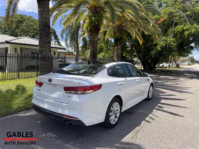2018 Kia Optima EX   - Photo 12 - Miami, FL 33165
