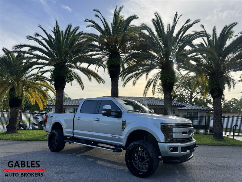 2018 Ford F-250 Super Duty Lariat  
