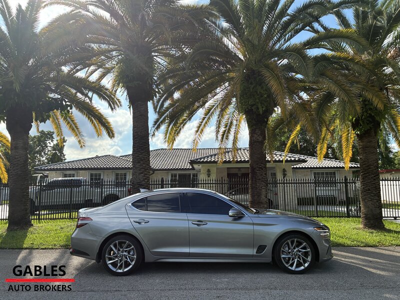 2025 Genesis G70 2.5T Standard  