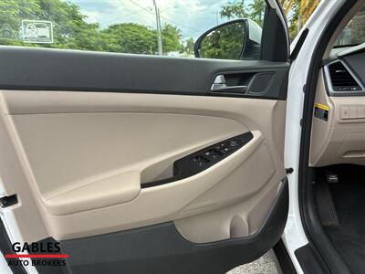 2017 Hyundai TUCSON SE - Photo 13 - Miami, FL 33165
