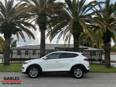 2017 Hyundai TUCSON SE - Photo 8 - Miami, FL 33165