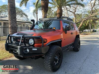 2010 Toyota FJ Cruiser   - Photo 11 - Miami, FL 33165