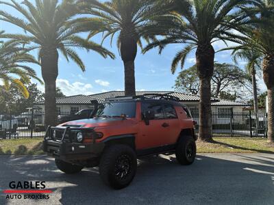 2010 Toyota FJ Cruiser   - Photo 8 - Miami, FL 33165