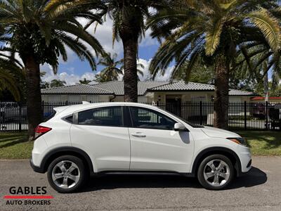 2022 Honda HR-V LX   - Photo 14 - Miami, FL 33165