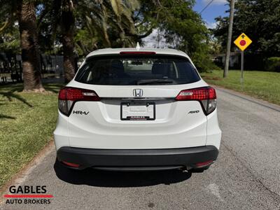 2022 Honda HR-V LX   - Photo 11 - Miami, FL 33165