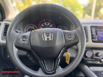 2022 Honda HR-V LX   - Photo 18 - Miami, FL 33165