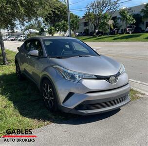 2019 Toyota C-HR XLE   - Photo 1 - Miami, FL 33165
