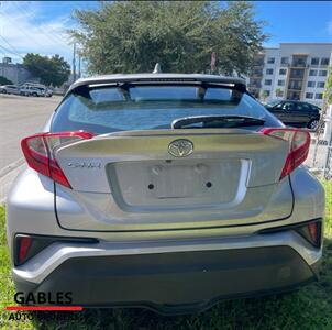 2019 Toyota C-HR XLE   - Photo 5 - Miami, FL 33165