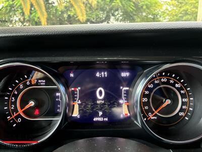 2022 Jeep Gladiator Sport   - Photo 15 - Miami, FL 33165