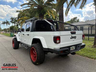 2022 Jeep Gladiator Sport   - Photo 11 - Miami, FL 33165