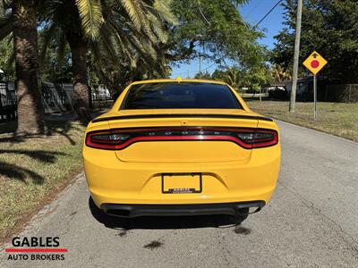 2017 Dodge Charger SXT   - Photo 6 - Miami, FL 33165
