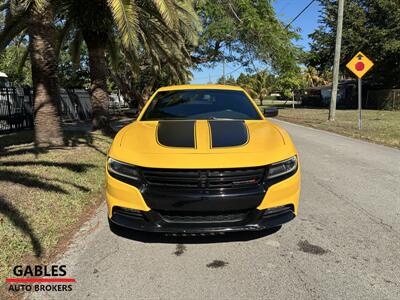 2017 Dodge Charger SXT   - Photo 9 - Miami, FL 33165