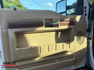 2012 Ford F-250 Super Duty King Ranch - Photo 13 - Miami, FL 33165
