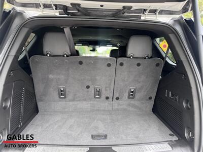 2022 Chevrolet Tahoe High Country   - Photo 35 - Miami, FL 33165