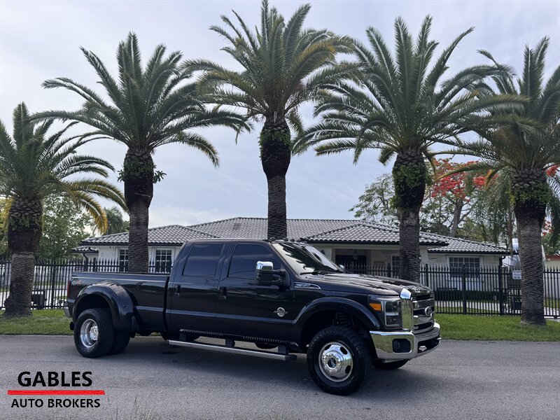 2011 Ford F-350 Super Duty Lariat - Photo 1 - Miami, FL 33165