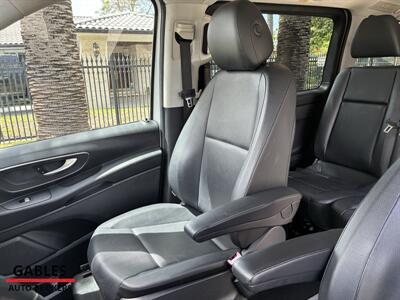 2018 Mercedes-Benz Metris Passenger   - Photo 19 - Miami, FL 33165