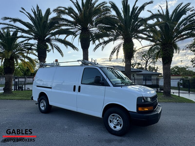 2018 Chevrolet Express 2500 Work Van HD's photo